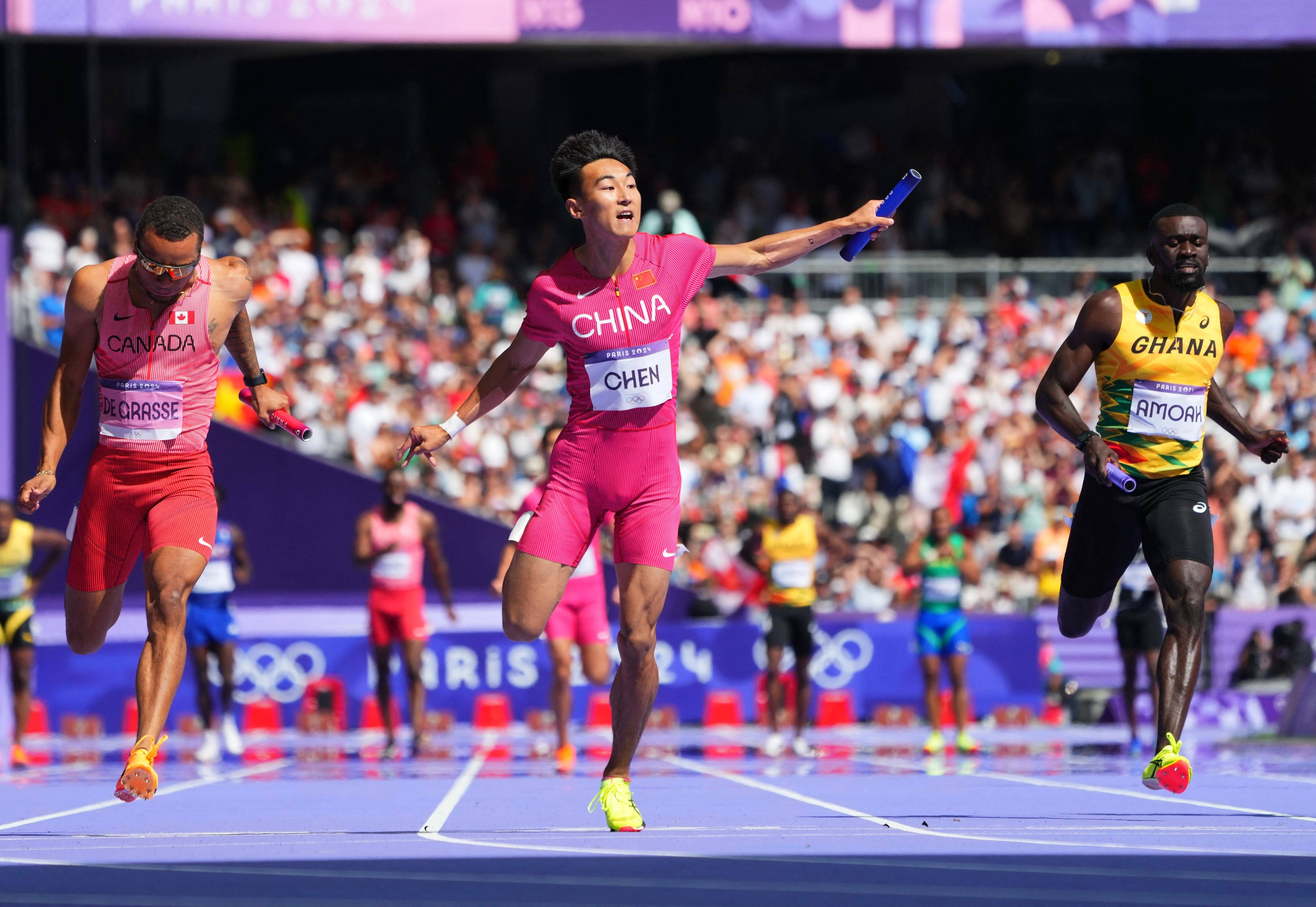 中国队完胜奥地利队,梁靖崑点燃赛场 中国队完胜奥地利队,梁靖崑点燃赛场