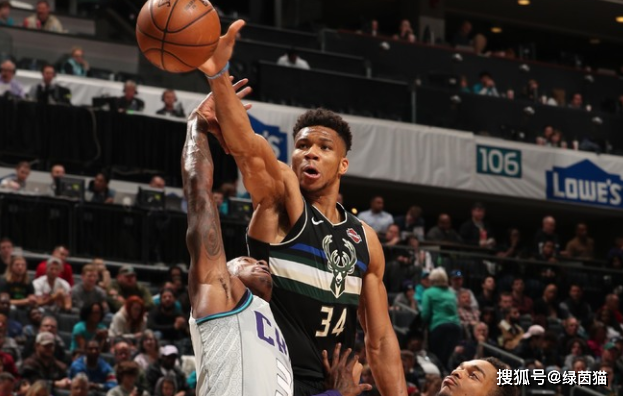 浙江队逆转吉林队,字母哥刷新纪录 浙江队逆转吉林队,字母哥刷新纪录