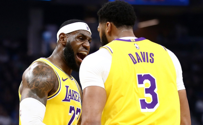 山东队轻取四川队，浓眉哥关键制胜