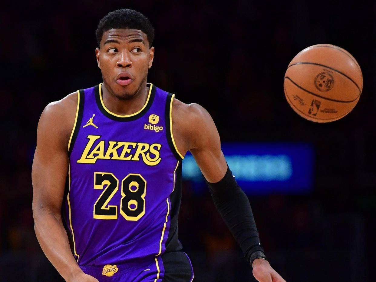 湖人横扫马刺，克莱状态火热