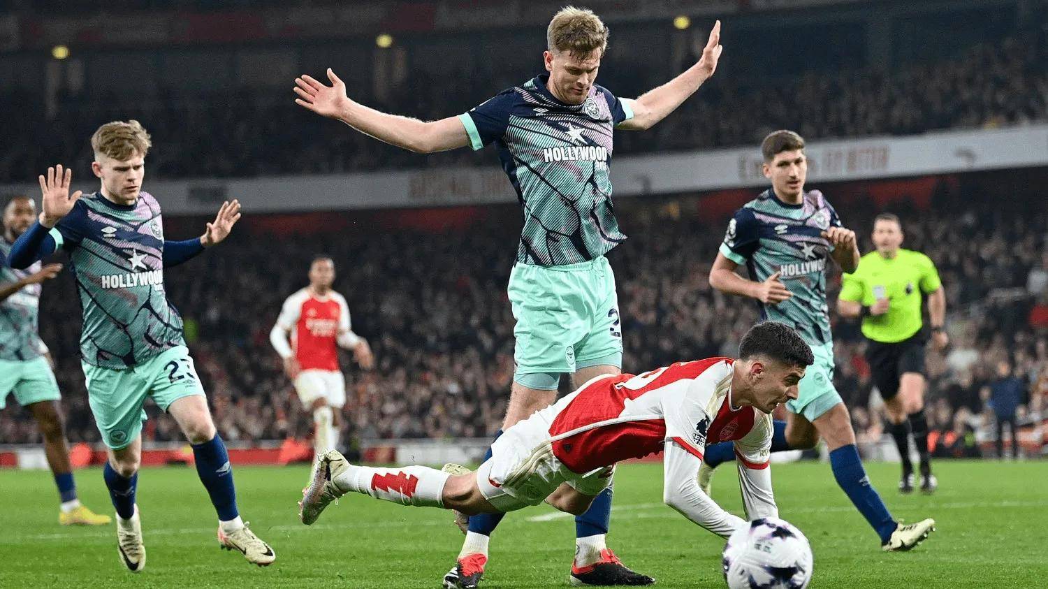 阿森纳险胜丹麦,哈弗茨带队取胜 阿森纳险胜丹麦,哈弗茨带队取胜