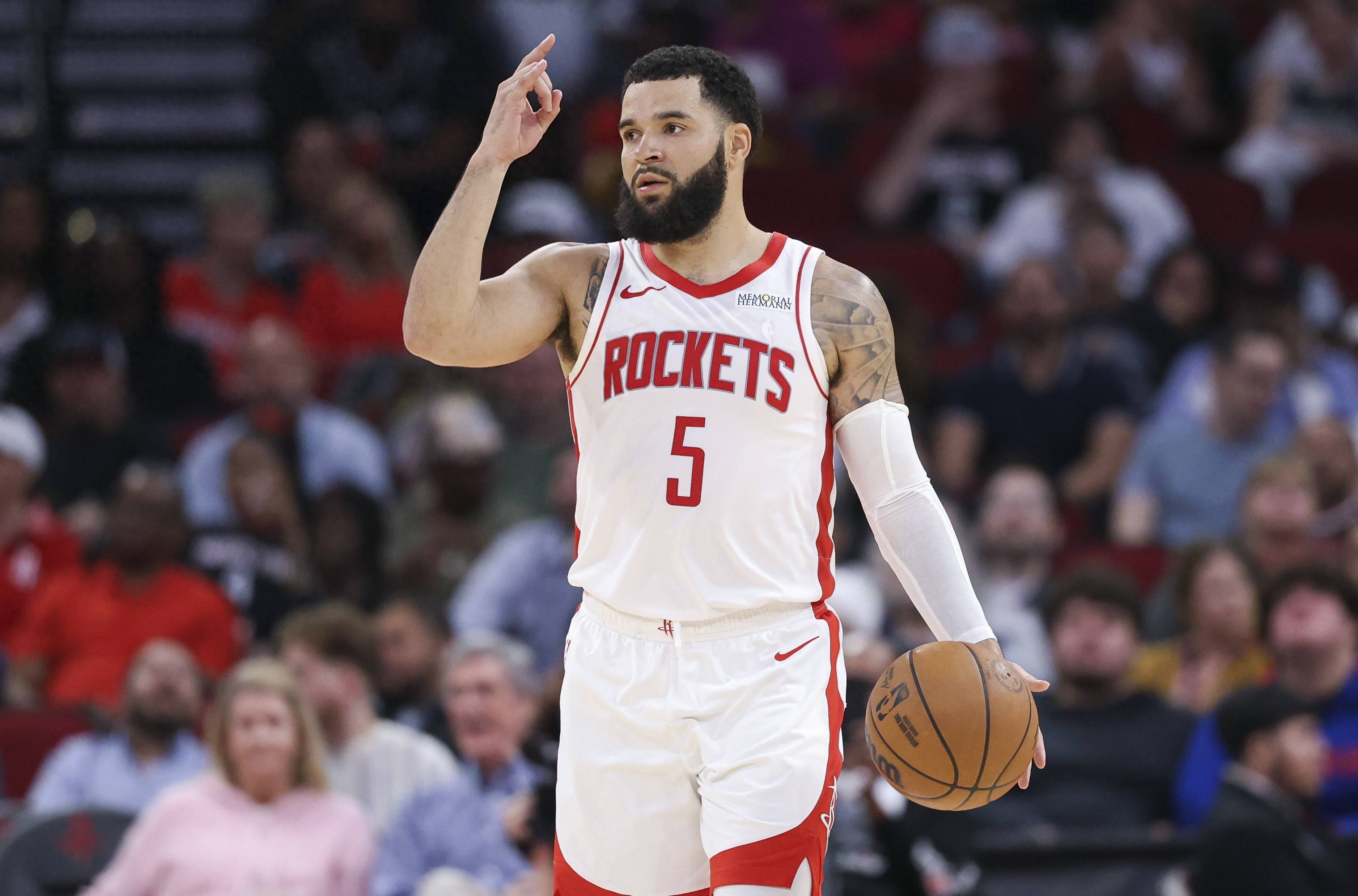 猛龙完胜掘金,范弗利特惊艳四座 猛龙完胜掘金,范弗利特惊艳四座