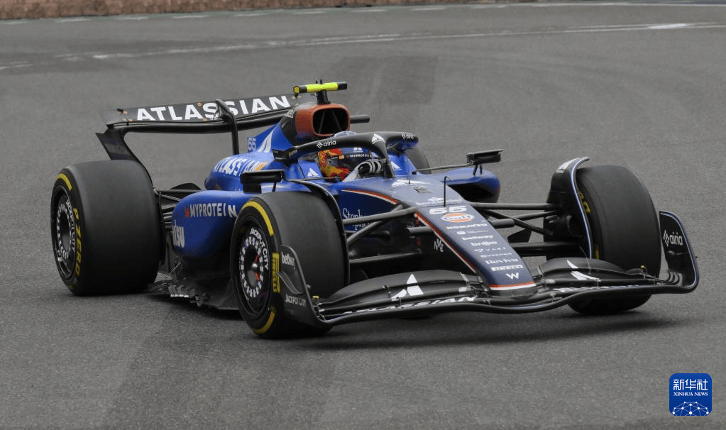 红牛车队力克迈凯伦,维斯塔潘扛起全队 红牛车队力克迈凯伦,维斯塔潘扛起全队