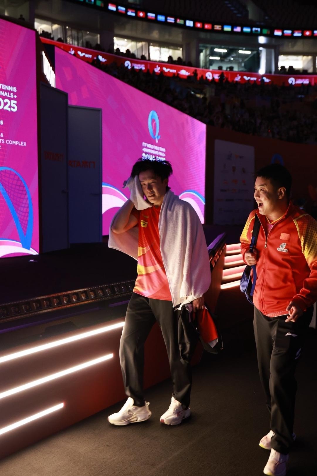 日本乒乓球队爆冷英国乒乓球队,王皓爆发神勇 日本乒乓球队爆冷英国乒乓球队,王皓爆发神勇