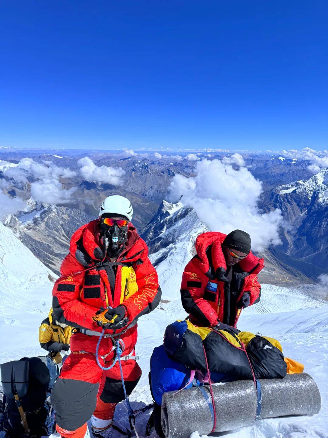 挑战极限：运动员们勇攀高峰