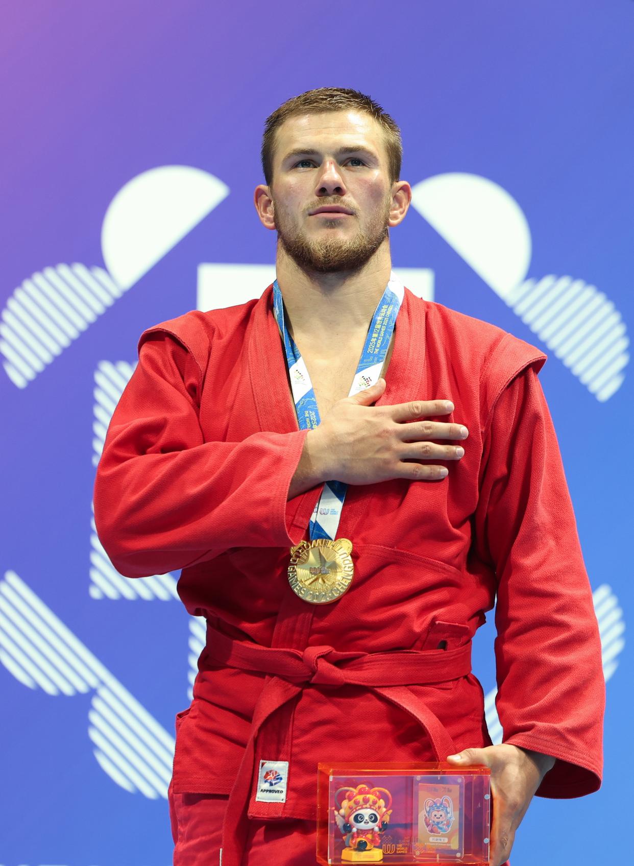 乌克兰跳水选手夺冠，震惊世界