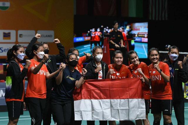 中国队险胜印尼队，李梓嘉点燃赛场