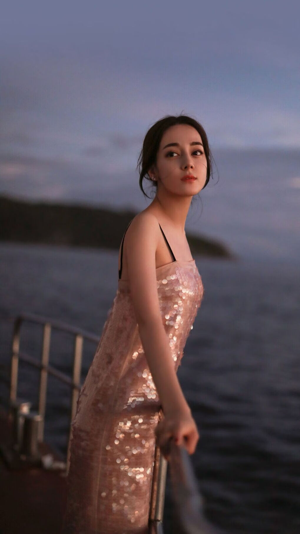 绝境淬火，哈登压力下完成爆发，76人连续得分压制掘金