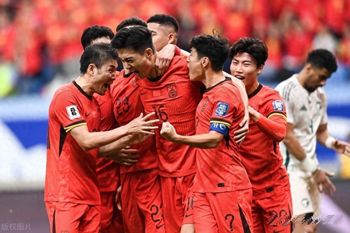 足球盛宴激情开启，顶尖球队鏖战一触即发，全场关注！